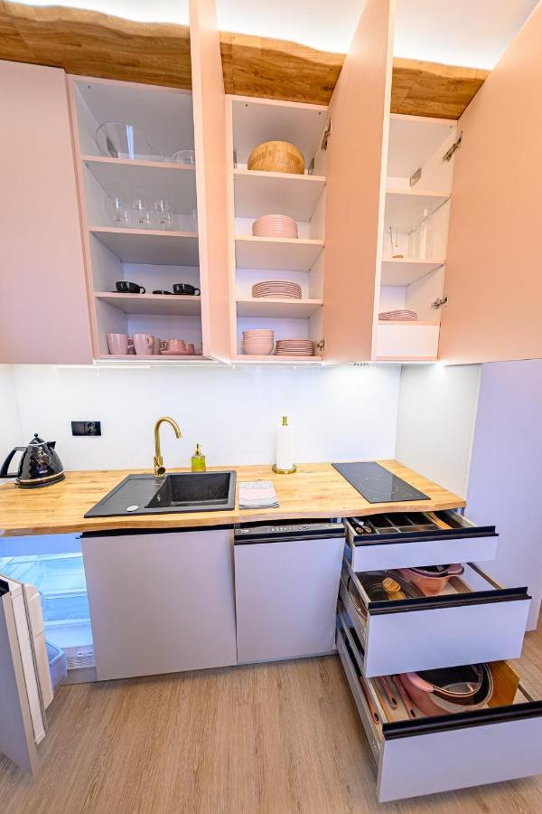 Perfekt Apartament คาร์ปัตซ์ ภายนอก รูปภาพ